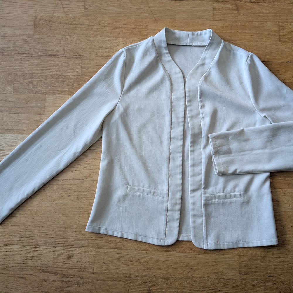 Elegant White Blazer for Women